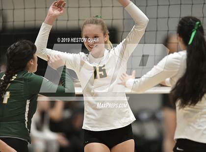 Thumbnail 2 in Los Gatos vs. Ontario Christian (CIF State D2 Final) photogallery.