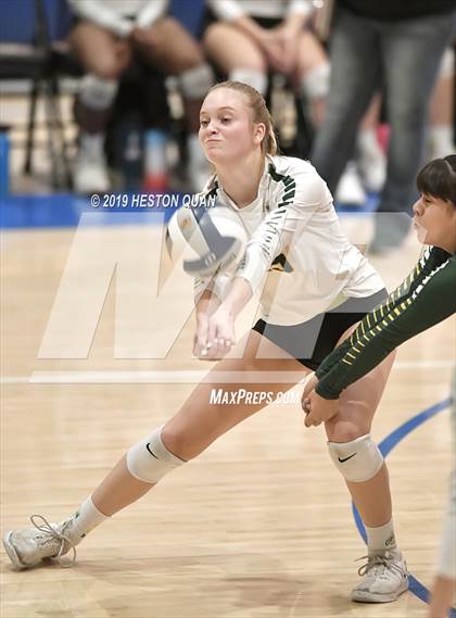 Thumbnail 2 in Los Gatos vs. Ontario Christian (CIF State D2 Final) photogallery.