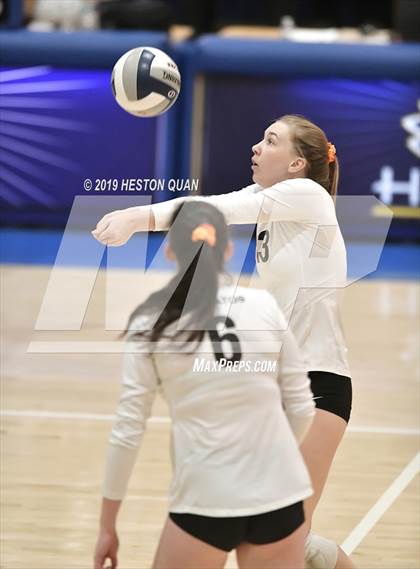 Thumbnail 1 in Los Gatos vs. Ontario Christian (CIF State D2 Final) photogallery.