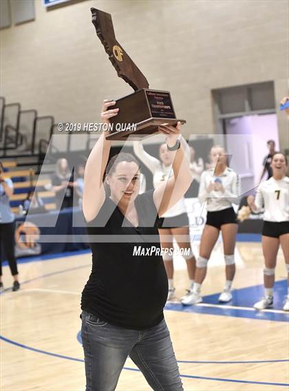 Thumbnail 2 in Los Gatos vs. Ontario Christian (CIF State D2 Final) photogallery.