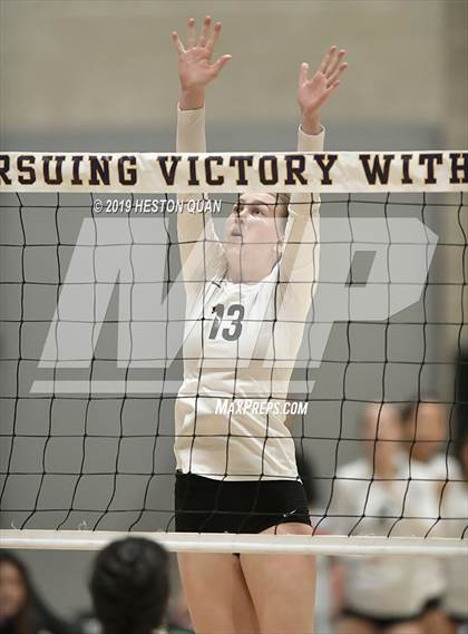 Thumbnail 1 in Los Gatos vs. Ontario Christian (CIF State D2 Final) photogallery.