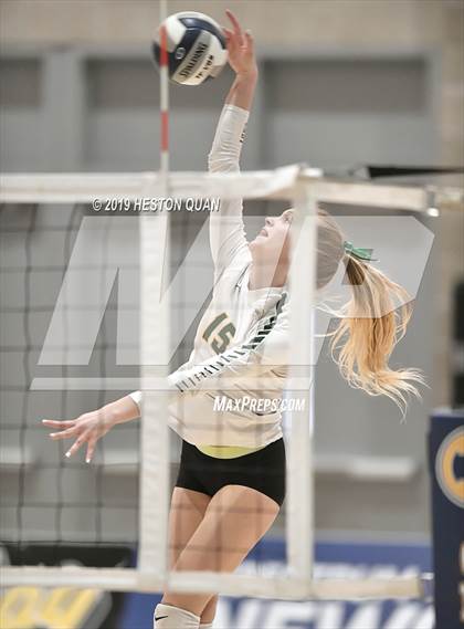 Thumbnail 2 in Los Gatos vs. Ontario Christian (CIF State D2 Final) photogallery.