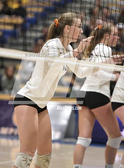 Thumbnail 2 in Los Gatos vs. Ontario Christian (CIF State D2 Final) photogallery.