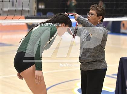 Thumbnail 3 in Los Gatos vs. Ontario Christian (CIF State D2 Final) photogallery.