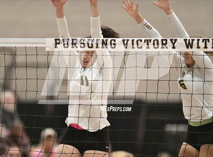 Thumbnail 1 in Los Gatos vs. Ontario Christian (CIF State D2 Final) photogallery.
