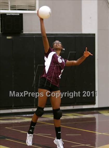 Thumbnail 1 in River Valley @ Natomas photogallery.