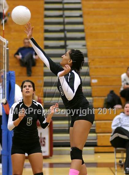 Thumbnail 3 in River Valley @ Natomas photogallery.