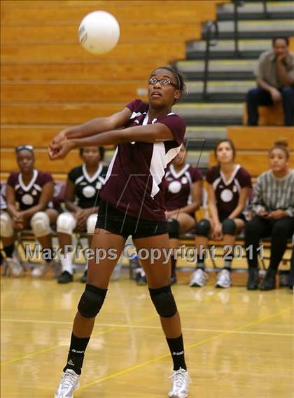 Thumbnail 2 in River Valley @ Natomas photogallery.