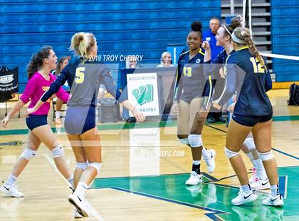 Thumbnail 3 in Weddington vs Carmel Christian photogallery.