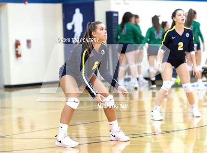 Thumbnail 2 in Weddington vs Carmel Christian photogallery.