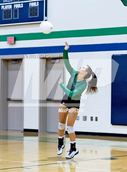Thumbnail 2 in Weddington vs Carmel Christian photogallery.