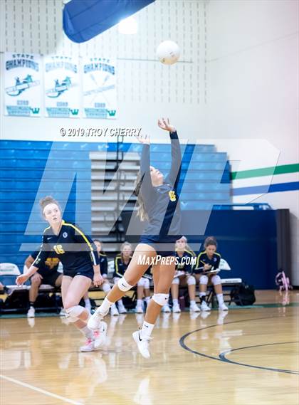 Thumbnail 3 in Weddington vs Carmel Christian photogallery.