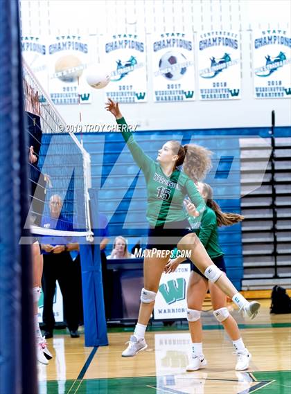 Thumbnail 3 in Weddington vs Carmel Christian photogallery.
