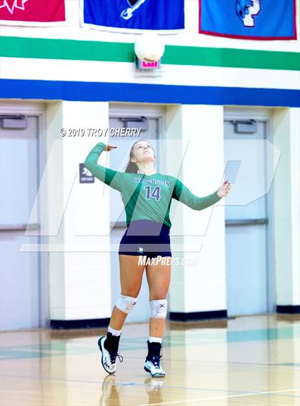 Thumbnail 2 in Weddington vs Carmel Christian photogallery.