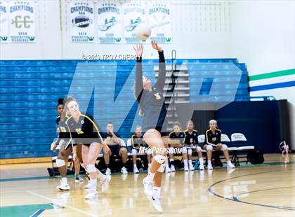 Thumbnail 2 in Weddington vs Carmel Christian photogallery.