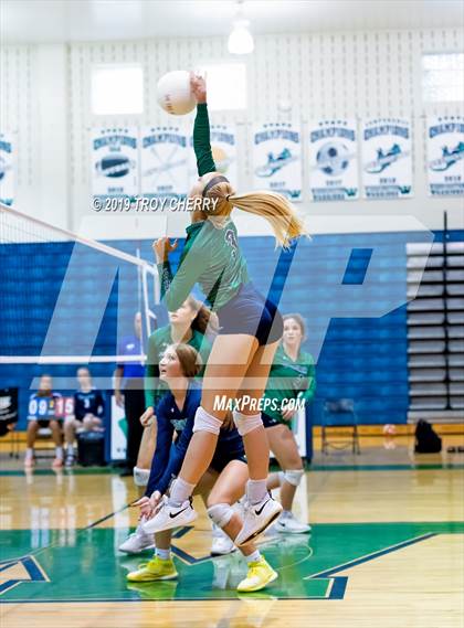 Thumbnail 2 in Weddington vs Carmel Christian photogallery.