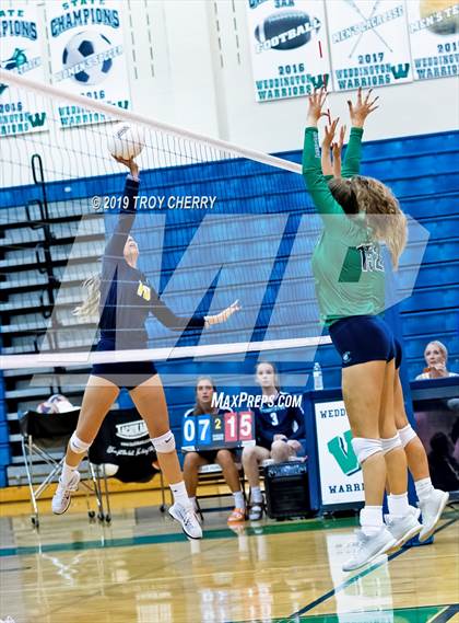 Thumbnail 2 in Weddington vs Carmel Christian photogallery.