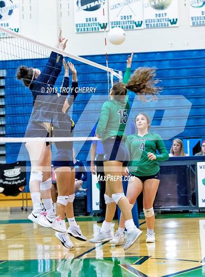 Thumbnail 2 in Weddington vs Carmel Christian photogallery.