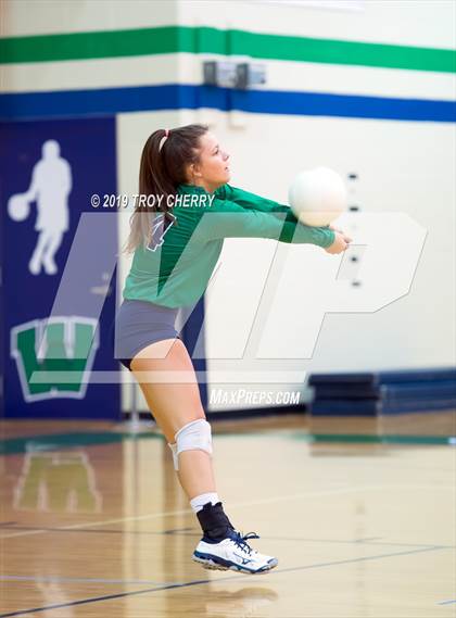 Thumbnail 3 in Weddington vs Carmel Christian photogallery.