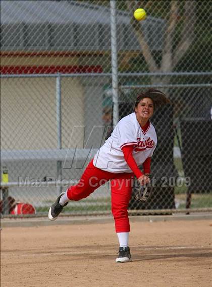 Thumbnail 3 in Paso Robles vs. Santa Maria (Best of The West Tournament) photogallery.