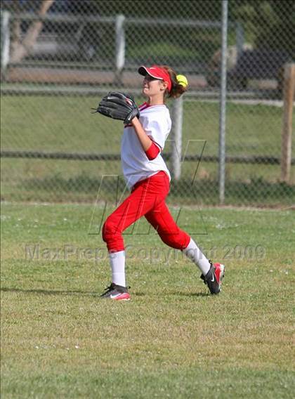 Thumbnail 2 in Paso Robles vs. Santa Maria (Best of The West Tournament) photogallery.