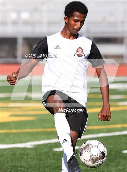 Thumbnail 2 in JV: James Logan vs. San Ramon Valley photogallery.