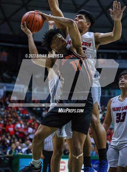Thumbnail 1 in St. Louis vs Campbell (HHSAA Division 1 State Championship) photogallery.