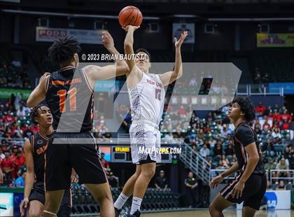 Thumbnail 1 in St. Louis vs Campbell (HHSAA Division 1 State Championship) photogallery.