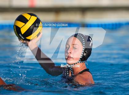 Thumbnail 1 in Reedley @ Clovis North photogallery.