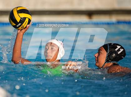 Thumbnail 1 in Reedley @ Clovis North photogallery.