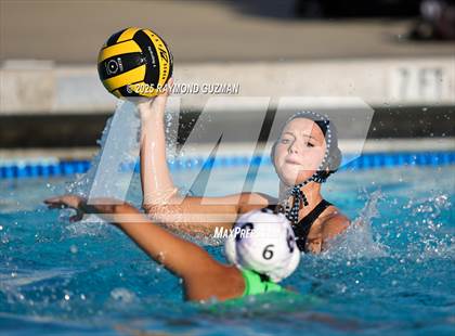 Thumbnail 1 in Reedley @ Clovis North photogallery.