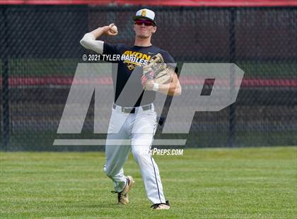 Thumbnail 1 in Brownsburg vs. Avon (Sectional Semifinal) photogallery.