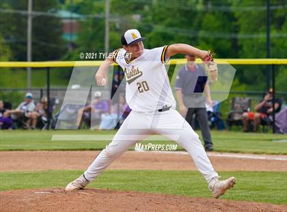 Thumbnail 3 in Brownsburg vs. Avon (Sectional Semifinal) photogallery.
