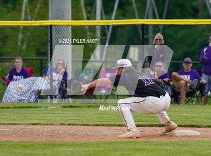 Thumbnail 3 in Brownsburg vs. Avon (Sectional Semifinal) photogallery.