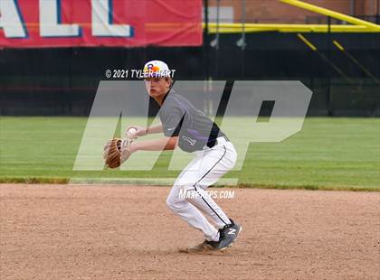 Thumbnail 1 in Brownsburg vs. Avon (Sectional Semifinal) photogallery.