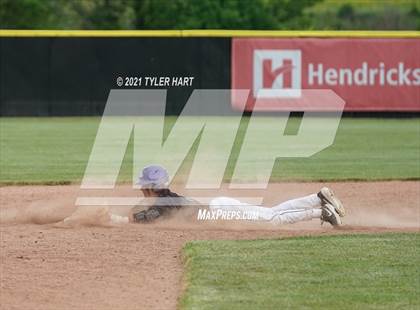 Thumbnail 3 in Brownsburg vs. Avon (Sectional Semifinal) photogallery.