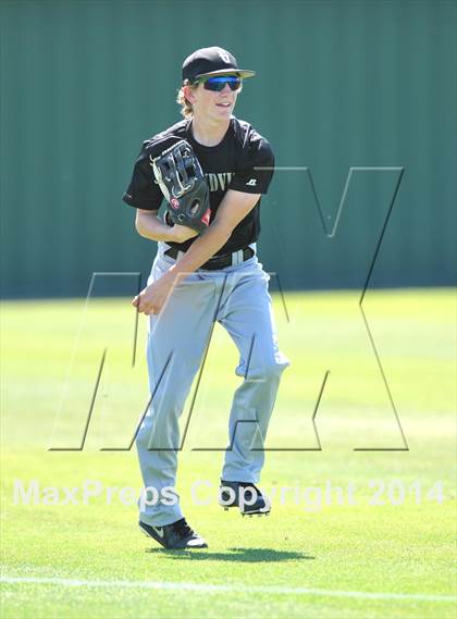 Thumbnail 1 in Grandview vs. Ponder (UIL 2A Region 2 Bi-District Playoff) photogallery.