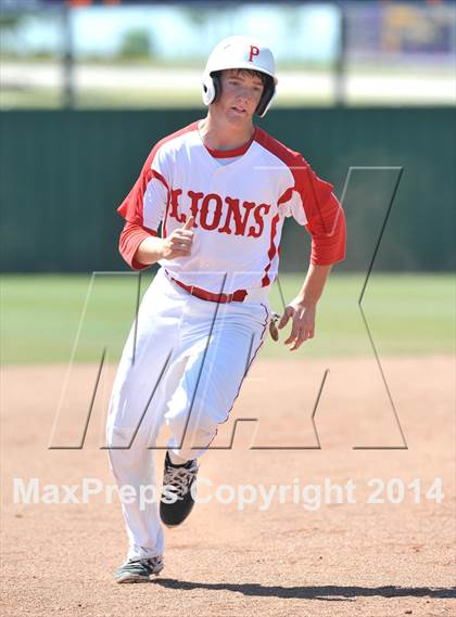 Thumbnail 2 in Grandview vs. Ponder (UIL 2A Region 2 Bi-District Playoff) photogallery.