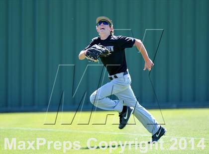 Thumbnail 1 in Grandview vs. Ponder (UIL 2A Region 2 Bi-District Playoff) photogallery.