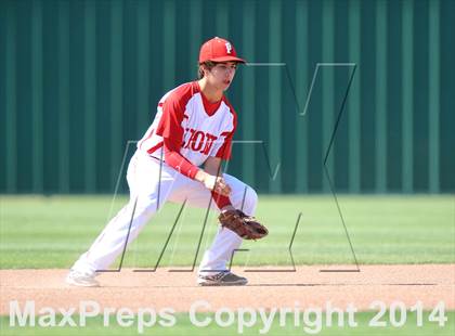 Thumbnail 3 in Grandview vs. Ponder (UIL 2A Region 2 Bi-District Playoff) photogallery.