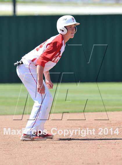 Thumbnail 3 in Grandview vs. Ponder (UIL 2A Region 2 Bi-District Playoff) photogallery.