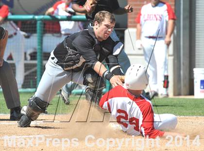 Thumbnail 2 in Grandview vs. Ponder (UIL 2A Region 2 Bi-District Playoff) photogallery.