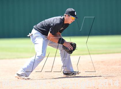 Thumbnail 3 in Grandview vs. Ponder (UIL 2A Region 2 Bi-District Playoff) photogallery.