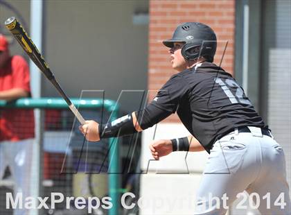 Thumbnail 3 in Grandview vs. Ponder (UIL 2A Region 2 Bi-District Playoff) photogallery.