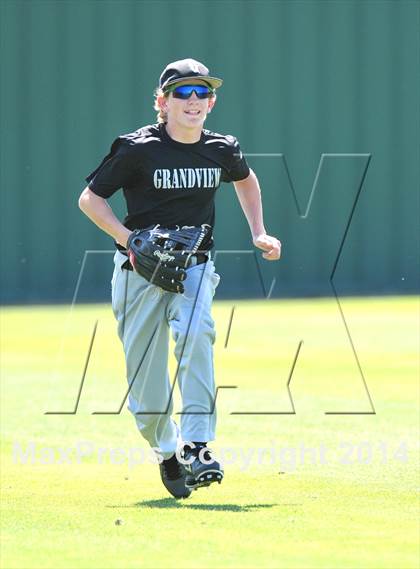 Thumbnail 1 in Grandview vs. Ponder (UIL 2A Region 2 Bi-District Playoff) photogallery.