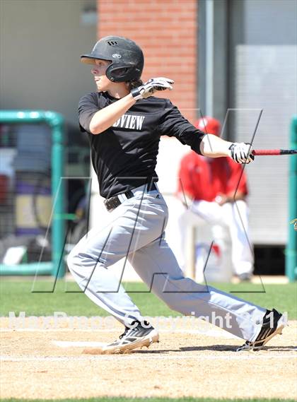 Thumbnail 2 in Grandview vs. Ponder (UIL 2A Region 2 Bi-District Playoff) photogallery.