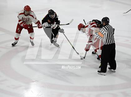 Thumbnail 3 in Regis Jesuit vs. Lewis-Palmer (CHSAA Playoff Round 2) photogallery.