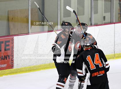 Thumbnail 3 in Regis Jesuit vs. Lewis-Palmer (CHSAA Playoff Round 2) photogallery.