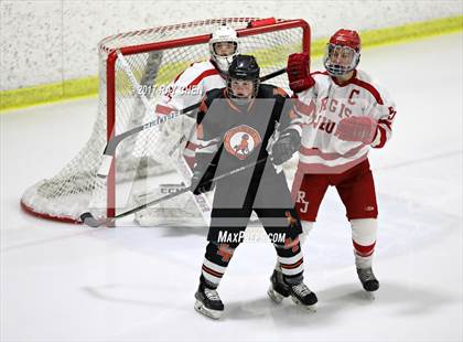 Thumbnail 1 in Regis Jesuit vs. Lewis-Palmer (CHSAA Playoff Round 2) photogallery.