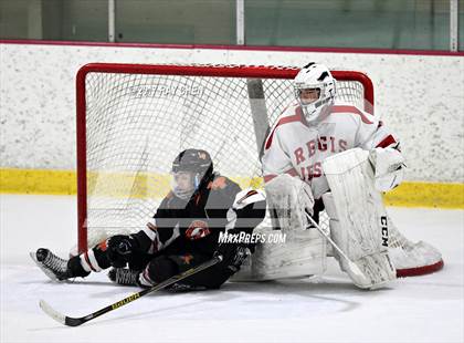 Thumbnail 2 in Regis Jesuit vs. Lewis-Palmer (CHSAA Playoff Round 2) photogallery.